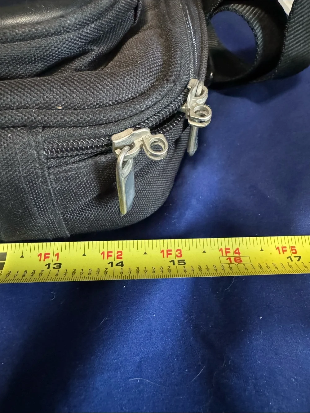 Dynex black padded
